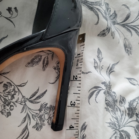 STUART WEITZMAN Nudist Song Black Patent Leather Heels 5.5 - Picture 7 of 17